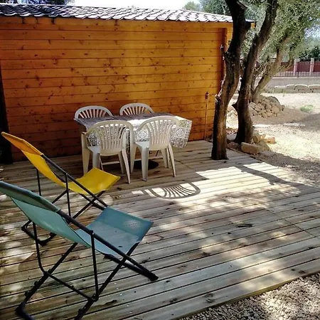 Le Chalet Sous L'Olivier Boulbon Exterior photo